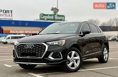 Позашляховик / Кросовер Audi Q3 2019 в Львові