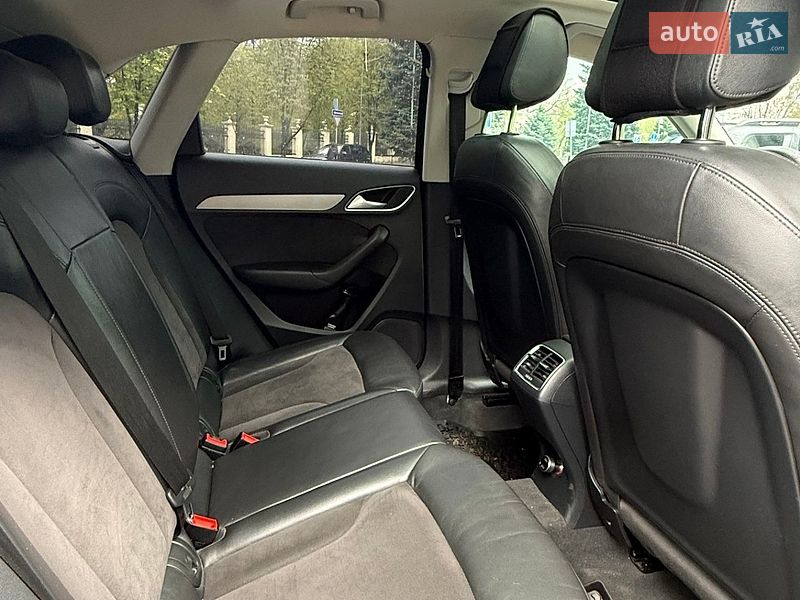 Внедорожник / Кроссовер Audi Q3 2012 в Днепре