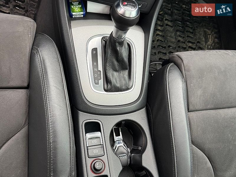 Внедорожник / Кроссовер Audi Q3 2012 в Днепре