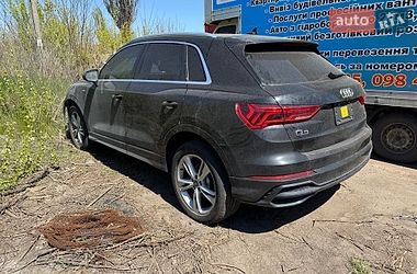 Позашляховик / Кросовер Audi Q3 2020 в Полтаві