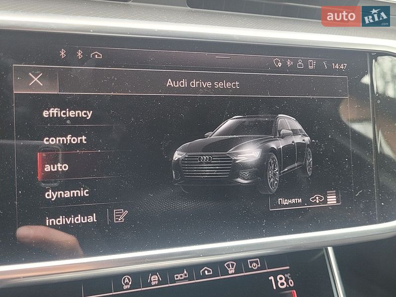 Внедорожник / Кроссовер Audi Q3 2018 в Киеве