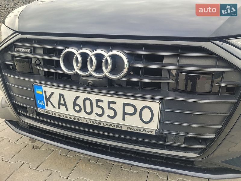 Внедорожник / Кроссовер Audi Q3 2018 в Киеве