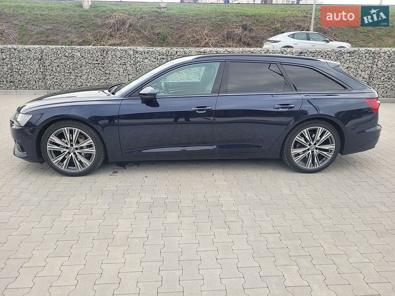 Внедорожник / Кроссовер Audi Q3 2018 в Киеве