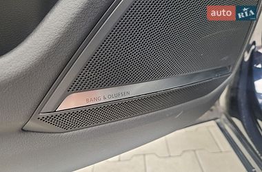 Внедорожник / Кроссовер Audi Q3 2018 в Киеве