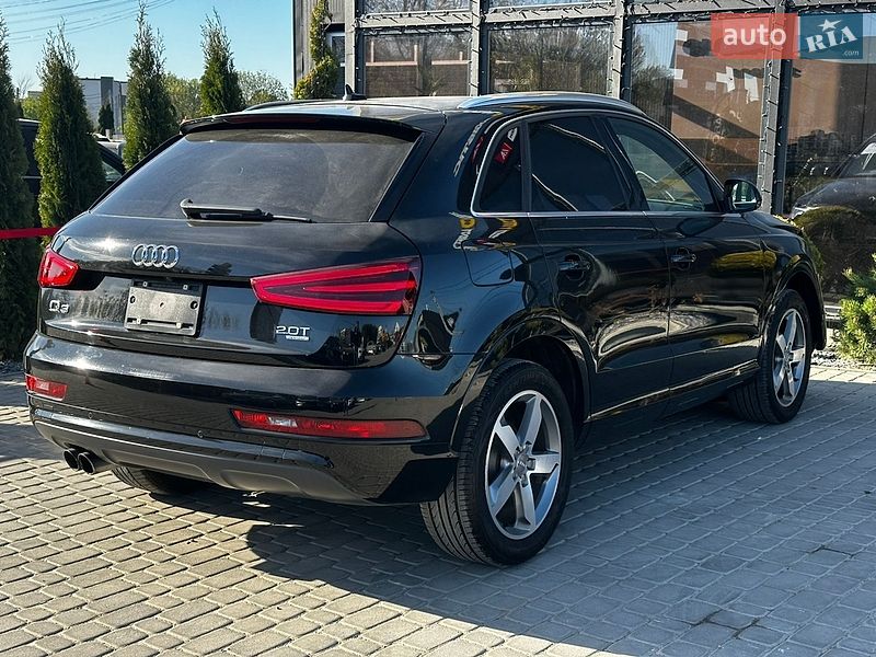 Позашляховик / Кросовер Audi Q3 2015 в Львові