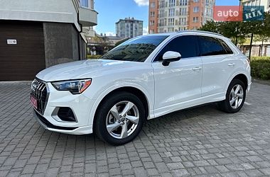 Внедорожник / Кроссовер Audi Q3 2020 в Ивано-Франковске