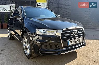 Внедорожник / Кроссовер Audi Q3 2015 в Киеве