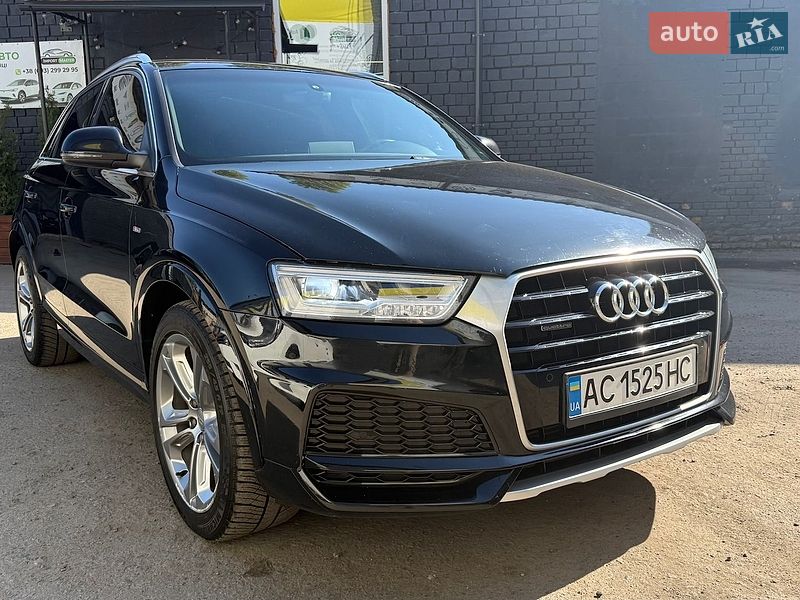 Внедорожник / Кроссовер Audi Q3 2015 в Киеве