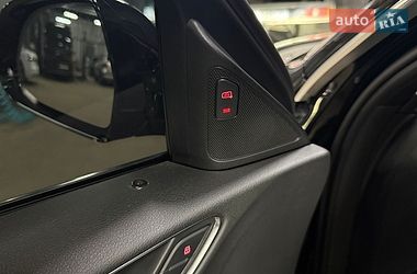 Внедорожник / Кроссовер Audi Q3 2015 в Киеве