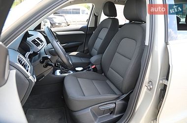 Внедорожник / Кроссовер Audi Q3 2016 в Харькове