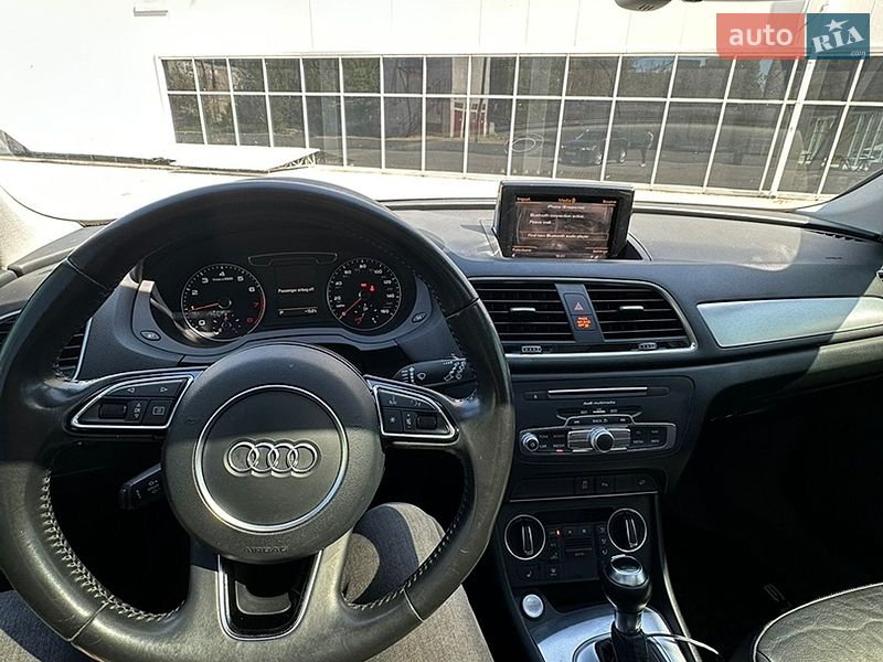 Внедорожник / Кроссовер Audi Q3 2015 в Одессе