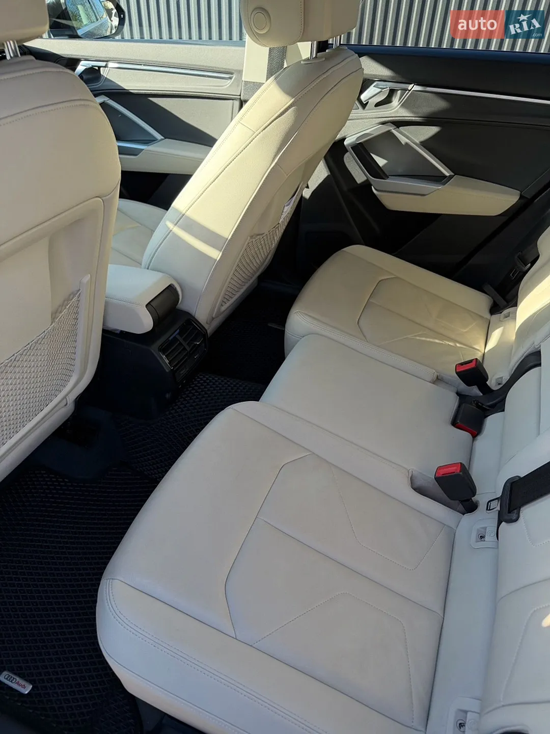 2019 Audi Q3 - мініатюра 13