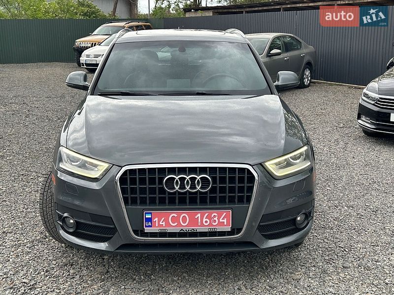 Внедорожник / Кроссовер Audi Q3 2015 в Мукачево