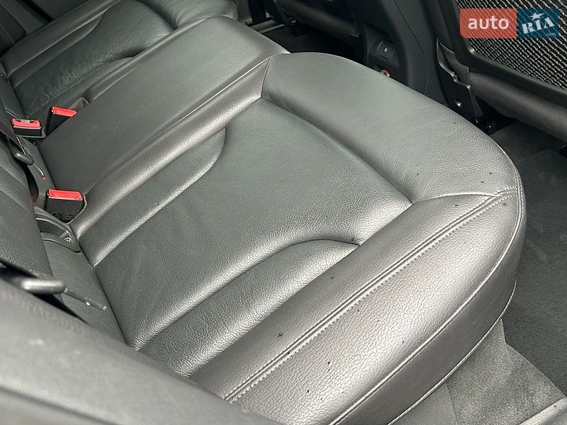 Внедорожник / Кроссовер Audi Q3 2015 в Мукачево