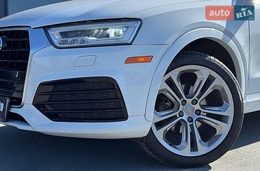 Внедорожник / Кроссовер Audi Q3 2016 в Ровно