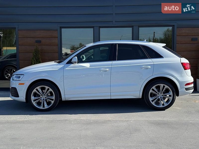 Внедорожник / Кроссовер Audi Q3 2016 в Ровно
