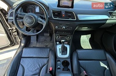 Внедорожник / Кроссовер Audi Q3 2017 в Каменском