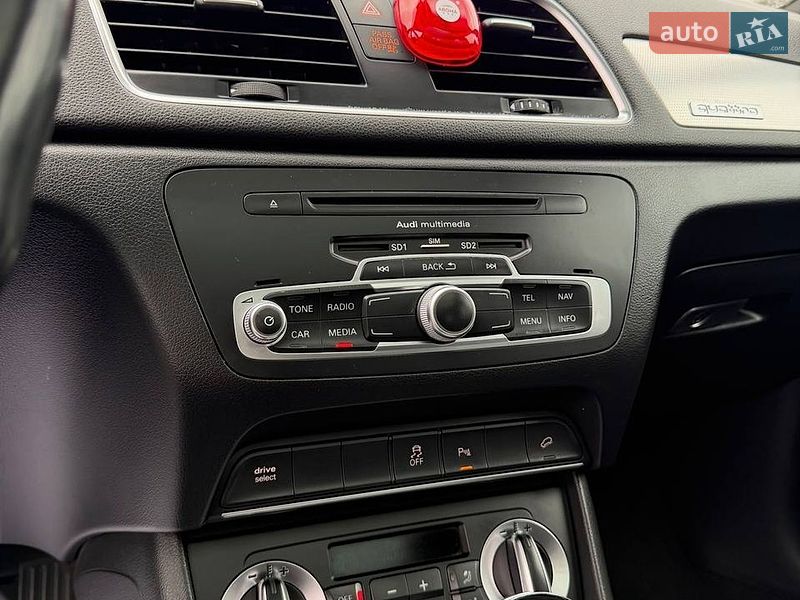 Позашляховик / Кросовер Audi Q3 2014 в Львові