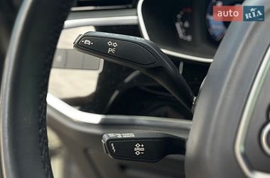 Внедорожник / Кроссовер Audi Q3 2020 в Киеве