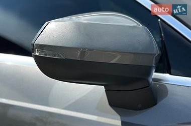 Внедорожник / Кроссовер Audi Q3 2020 в Киеве