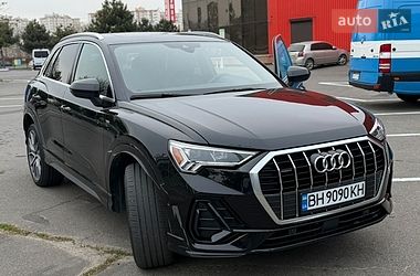 Внедорожник / Кроссовер Audi Q3 2019 в Одессе