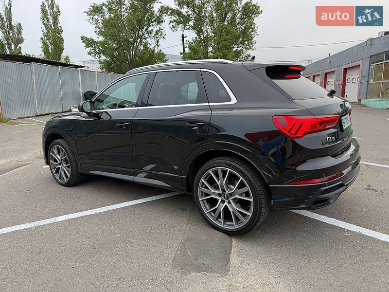 Внедорожник / Кроссовер Audi Q3 2019 в Одессе