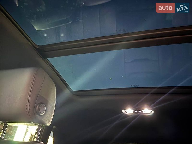 Внедорожник / Кроссовер Audi Q3 2020 в Киеве