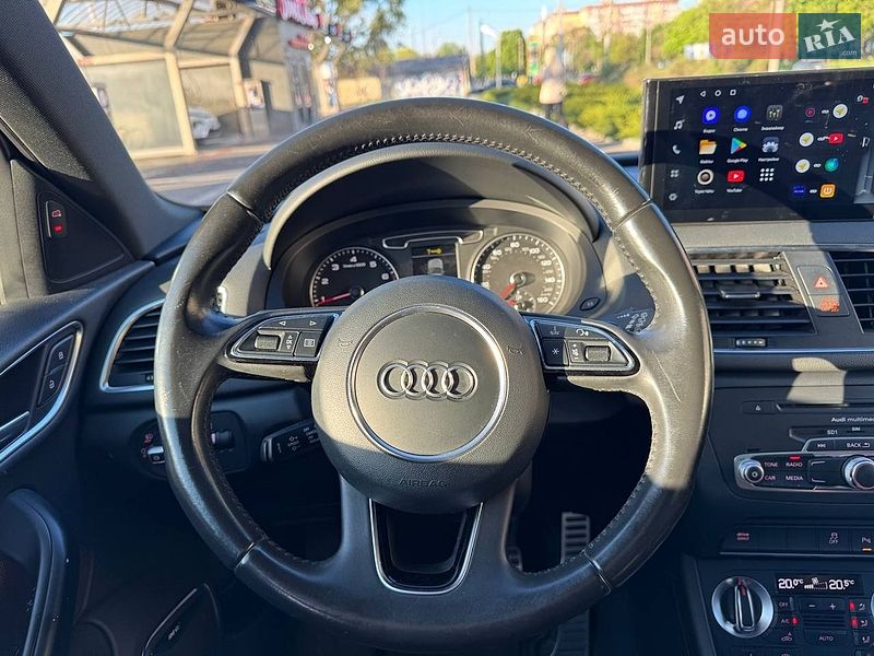 Внедорожник / Кроссовер Audi Q3 2015 в Днепре