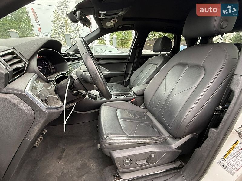 Внедорожник / Кроссовер Audi Q3 2020 в Стрые