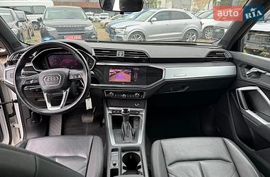 Внедорожник / Кроссовер Audi Q3 2020 в Стрые
