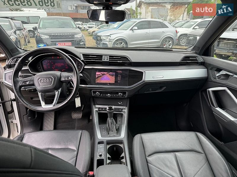 Внедорожник / Кроссовер Audi Q3 2020 в Стрые