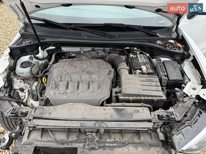 Внедорожник / Кроссовер Audi Q3 2020 в Стрые
