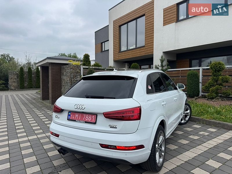 Внедорожник / Кроссовер Audi Q3 2017 в Стрые