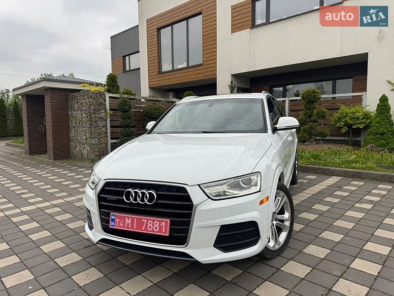 Внедорожник / Кроссовер Audi Q3 2017 в Стрые