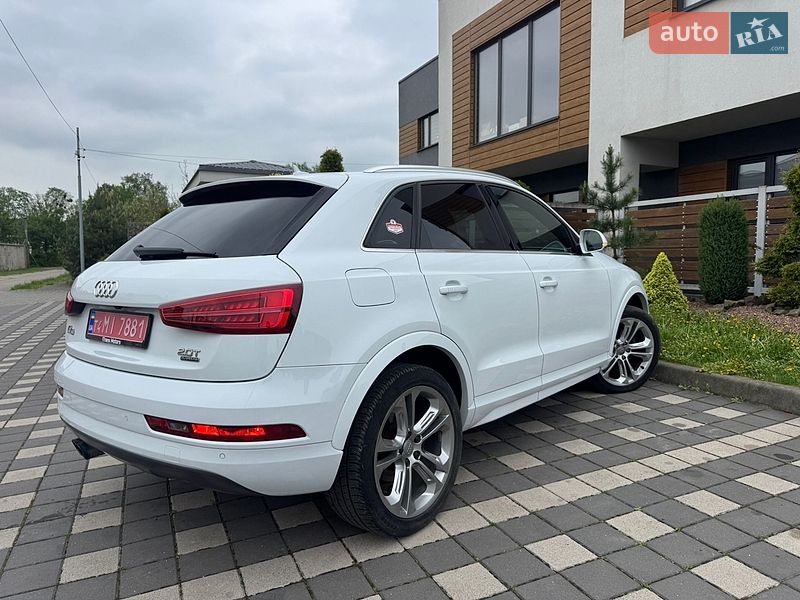 Внедорожник / Кроссовер Audi Q3 2017 в Стрые