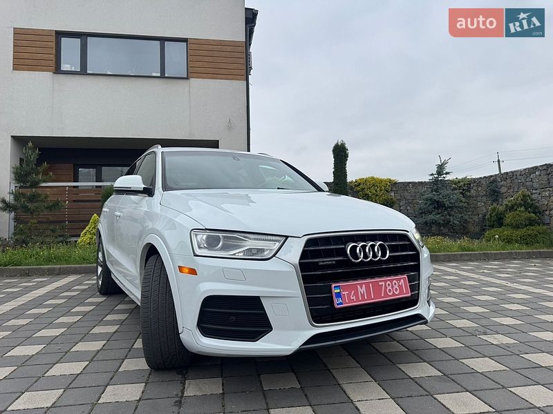 Внедорожник / Кроссовер Audi Q3 2017 в Стрые