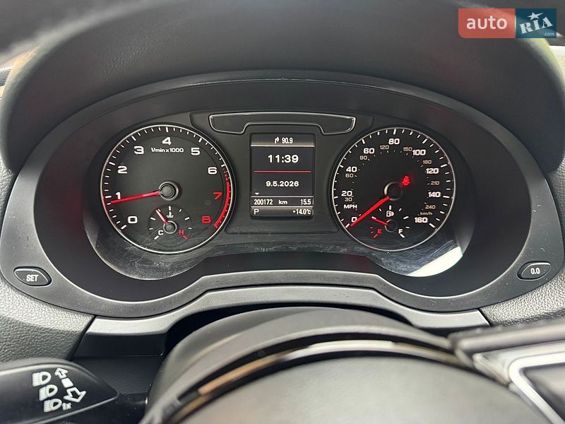 Внедорожник / Кроссовер Audi Q3 2017 в Стрые