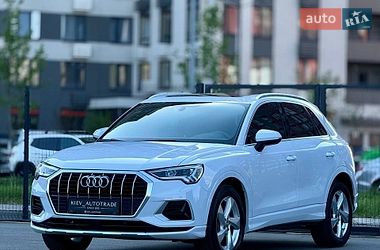 Позашляховик / Кросовер Audi Q3 2020 в Києві