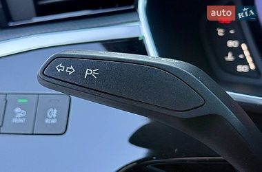 Позашляховик / Кросовер Audi Q3 2020 в Києві