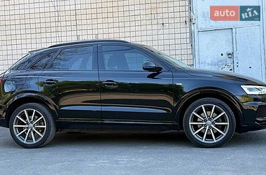 Внедорожник / Кроссовер Audi Q3 2017 в Одессе