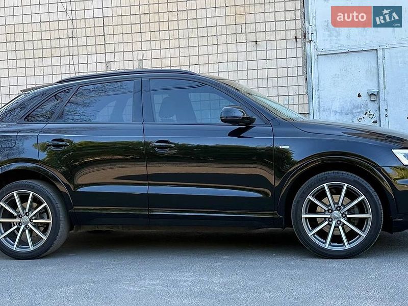 Внедорожник / Кроссовер Audi Q3 2017 в Одессе