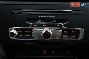 Внедорожник / Кроссовер Audi Q3 2016 в Киеве
