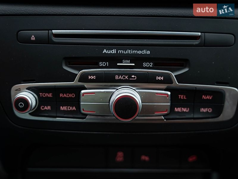 Внедорожник / Кроссовер Audi Q3 2016 в Киеве