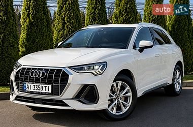Внедорожник / Кроссовер Audi Q3 2023 в Киеве