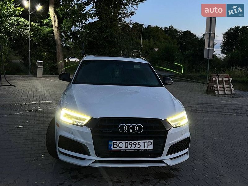 Позашляховик / Кросовер Audi Q3 2017 в Львові