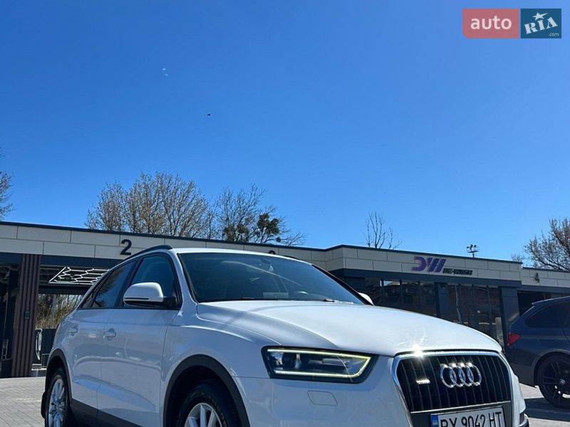 Внедорожник / Кроссовер Audi Q3 2012 в Виннице