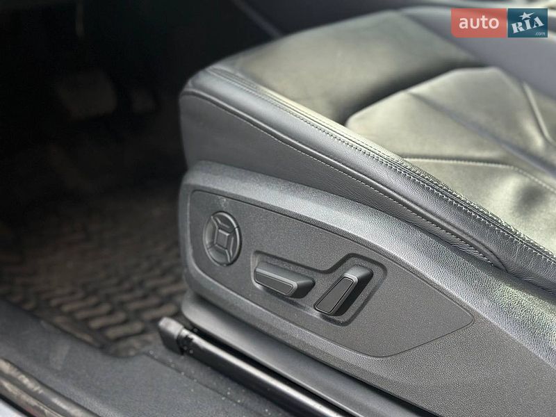 Позашляховик / Кросовер Audi Q3 2024 в Києві