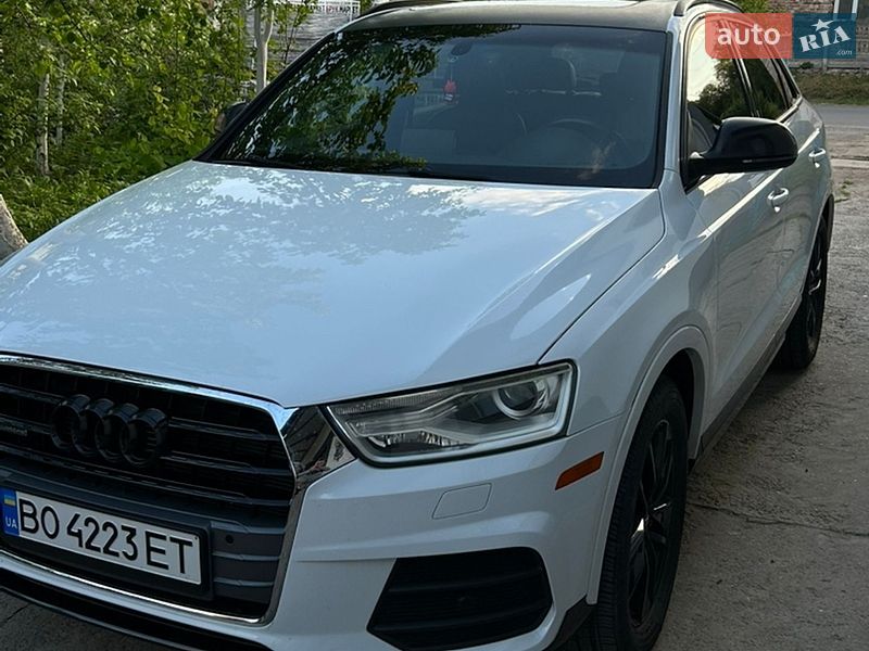 Позашляховик / Кросовер Audi Q3 2016 в Тернополі