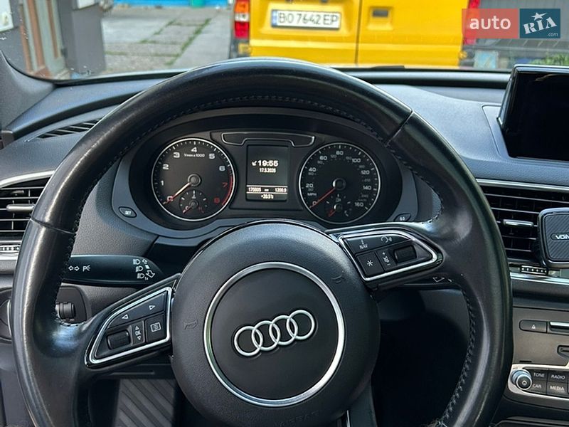 Позашляховик / Кросовер Audi Q3 2016 в Тернополі