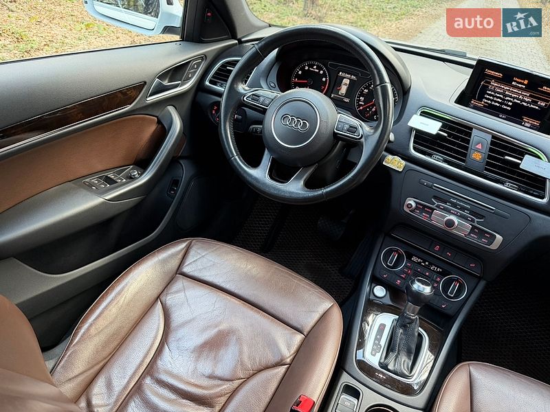 Позашляховик / Кросовер Audi Q3 2016 в Житомирі